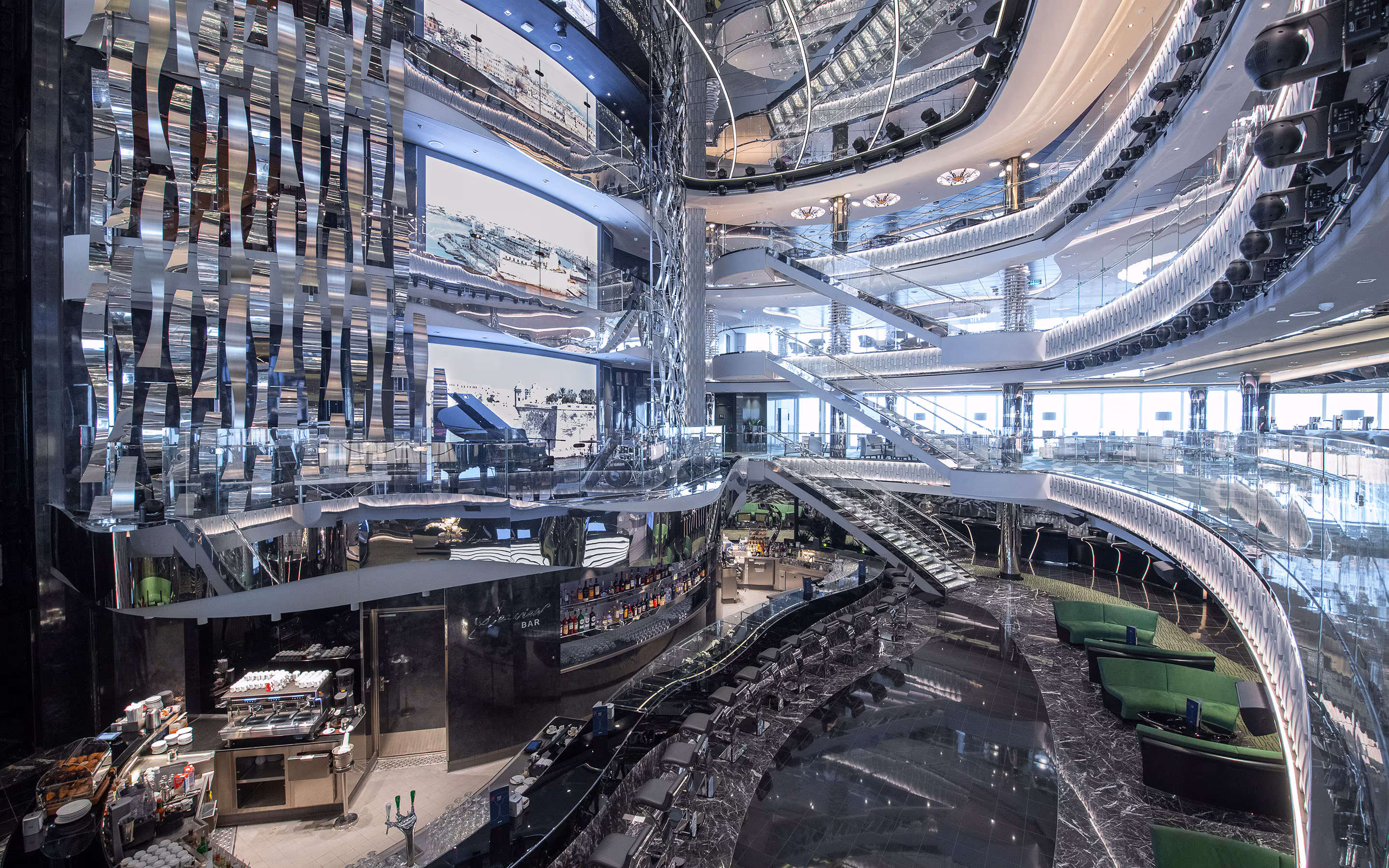 Four convess atrium